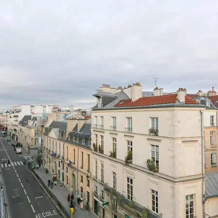 Apartment Bright With Balcony *